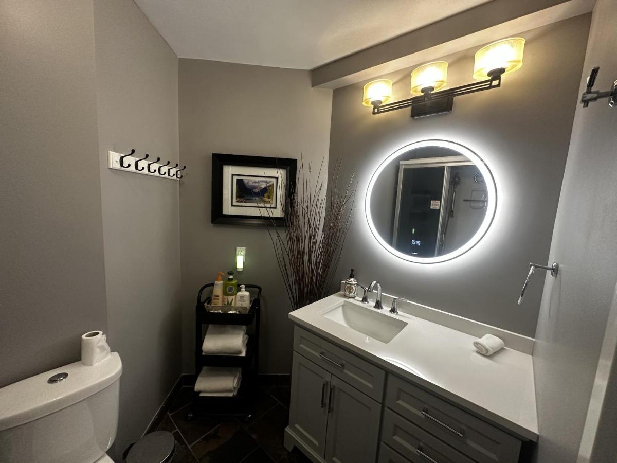 Luxury Two Queen Beds Condo - Grande Rockies Resort Indoor Parking Pool Hot Tub Gym 캔모어 외부 사진