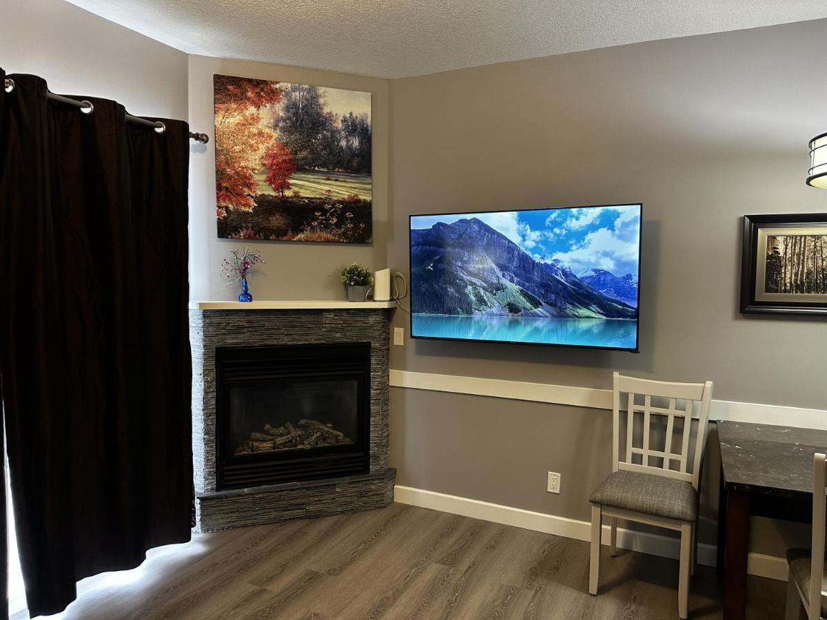 Luxury Two Queen Beds Condo - Grande Rockies Resort Indoor Parking Pool Hot Tub Gym 캔모어 외부 사진