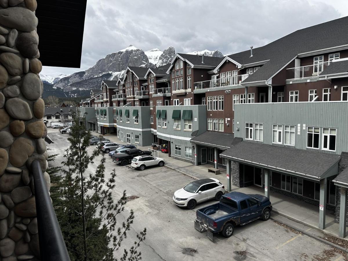 Luxury Two Queen Beds Condo - Grande Rockies Resort Indoor Parking Pool Hot Tub Gym 캔모어 외부 사진
